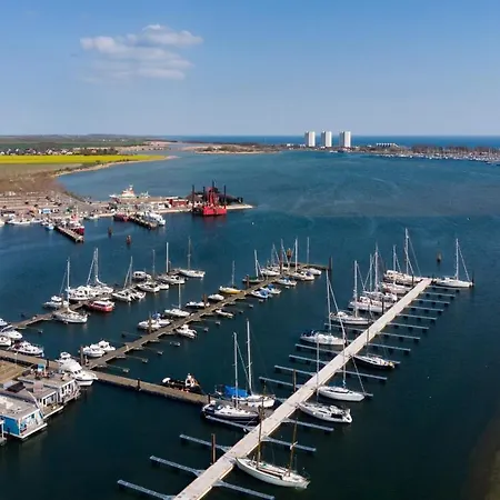 Úszó hotel Hausboot Bosse